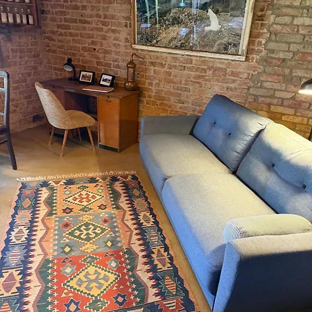 Distilled Calm Private Retreat Mit Sauna Und Verkostung Appartement Niederdorla