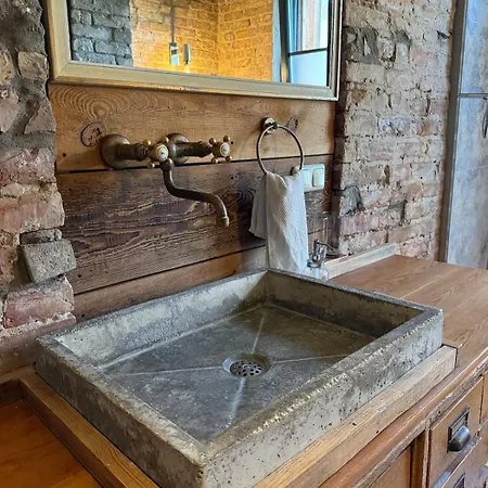 Distilled Calm Private Retreat Mit Sauna Und Verkostung