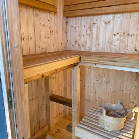 Apartment Distilled Calm Private Retreat Mit Sauna Und Verkostung Niederdorla