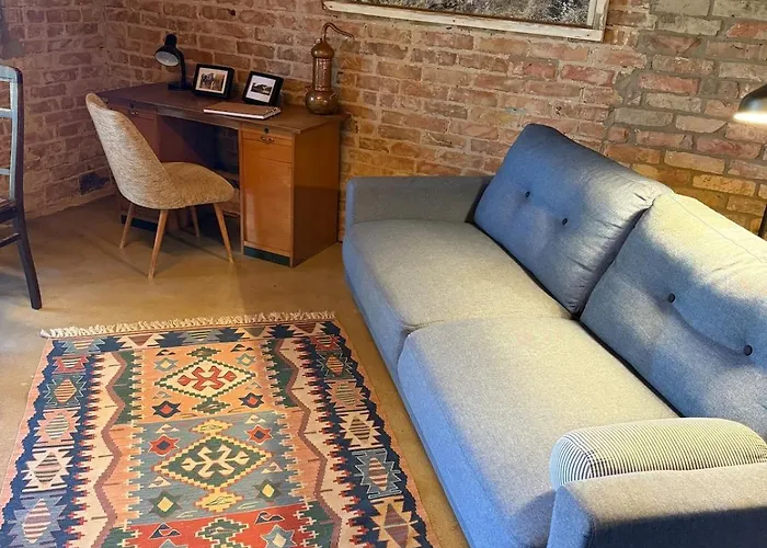 Distilled Calm Private Retreat Mit Sauna Und Verkostung Appartement Niederdorla